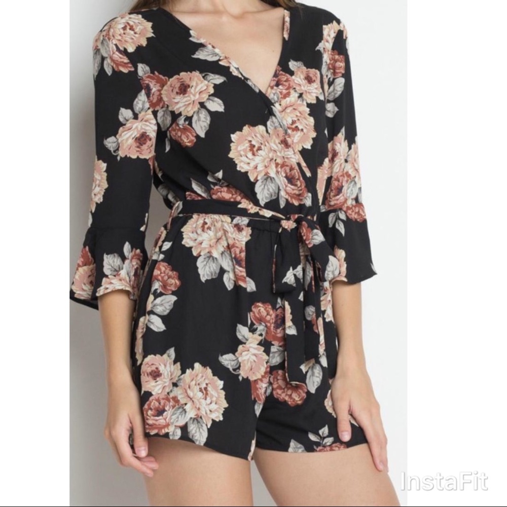 Iris floral bell sleeve romper